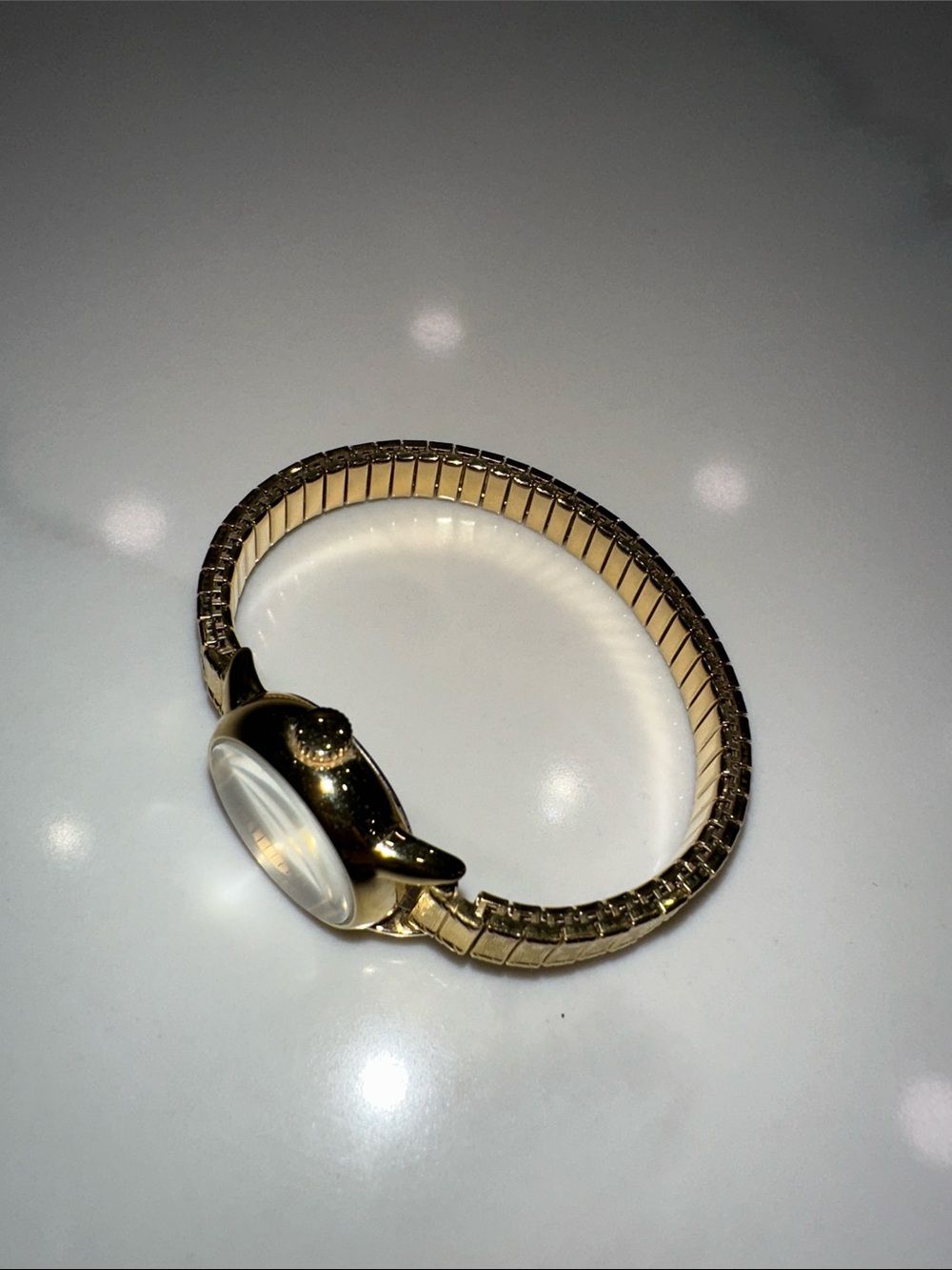 COACH NY ~ GOLD TONE STAINLESS STEEL EXPANSION BRACELET WATCH~ - Picture 13 of 13
